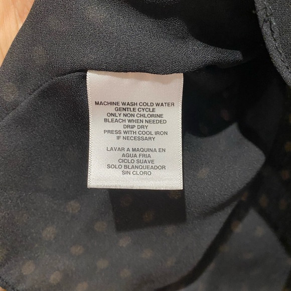 Jones New York polka dot Short sleeve blouse. Size 14 - Picture 4 of 8